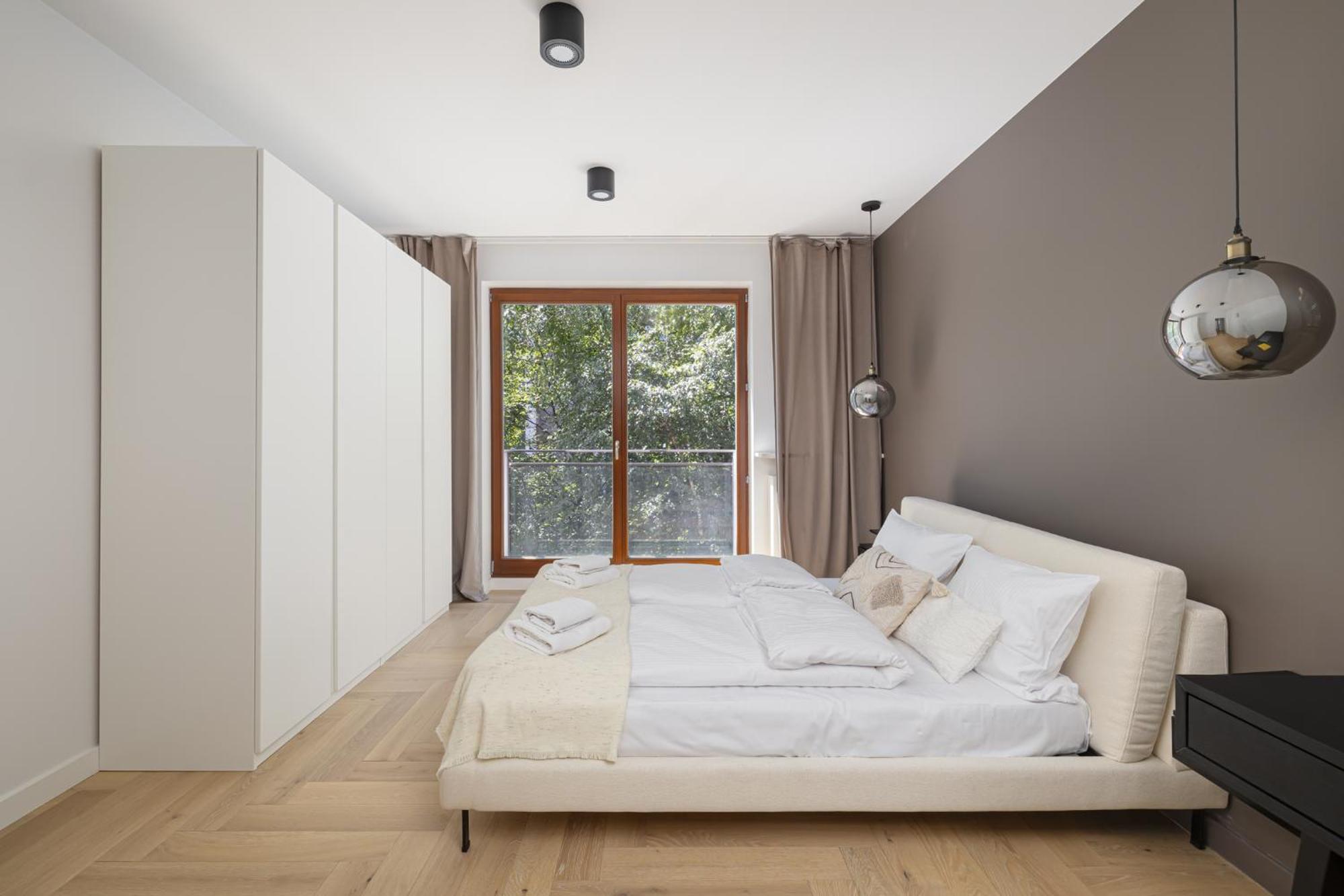 3-bedroom Luxurious With View Apartament