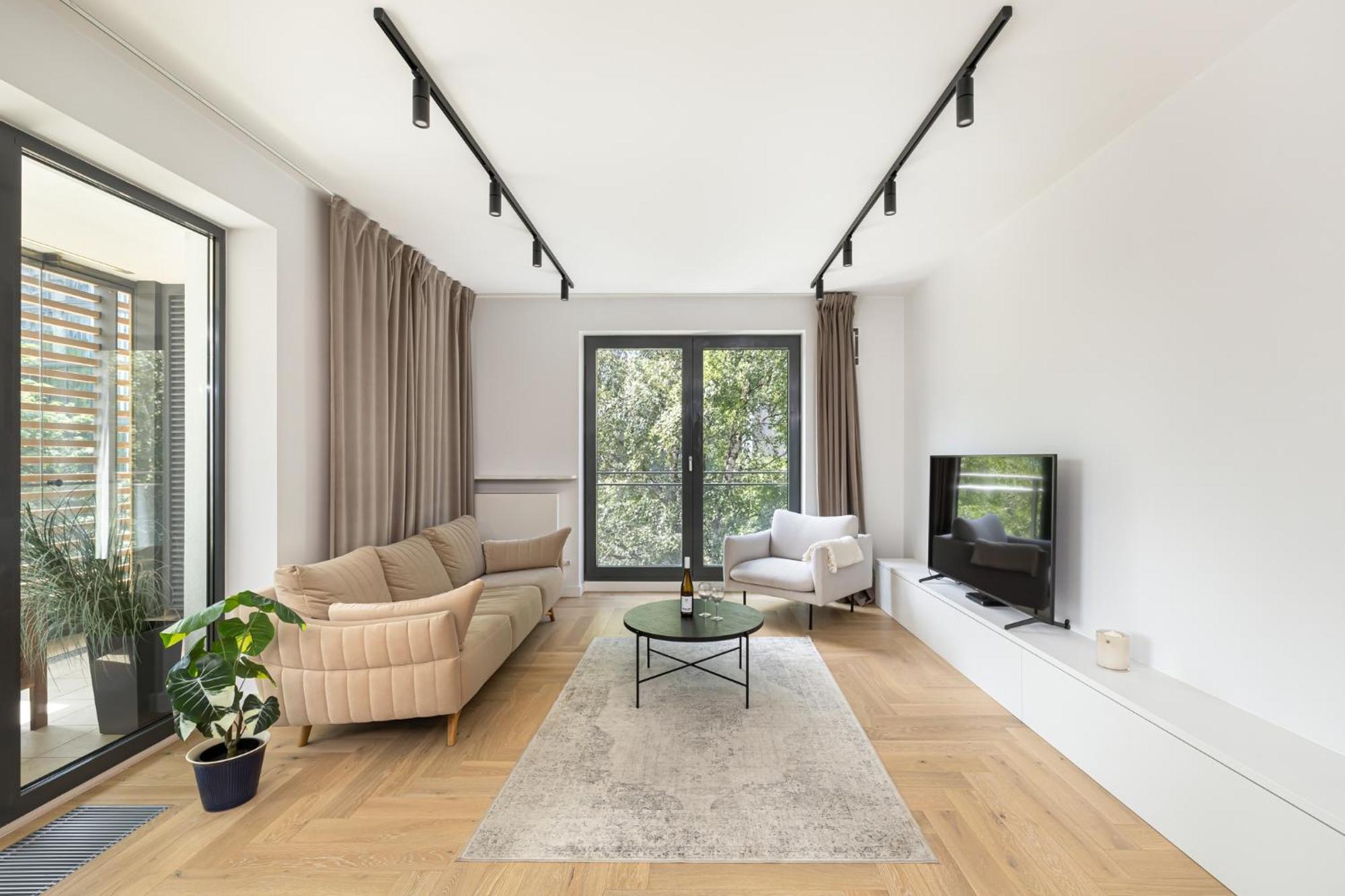 Apartament 3-bedroom Luxurious With View *
